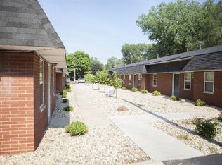 140 W Bluff St #A3, East Peoria, IL 61611