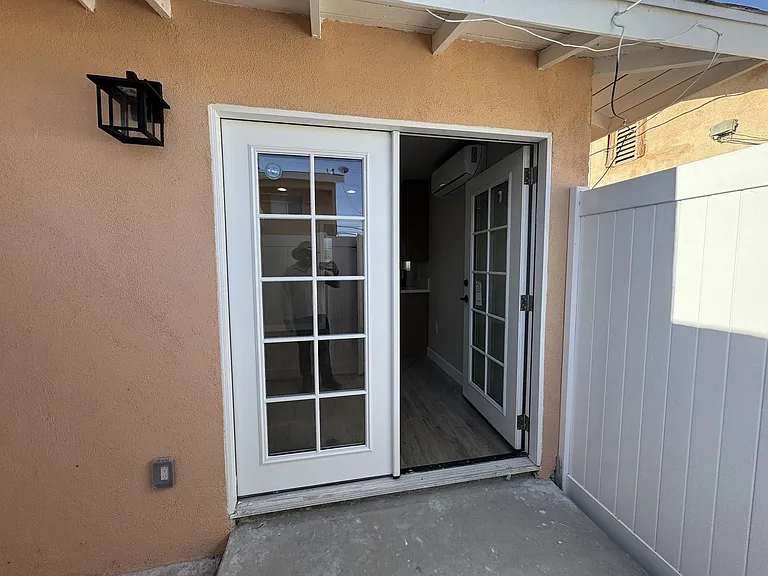 814 E Erna Ave — Photo 4