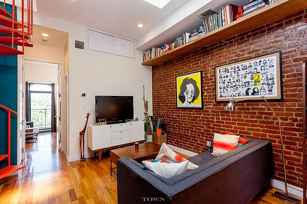 Sold by Town Residential | media 6