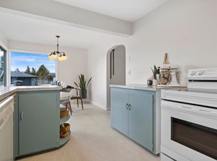 2817 Utter St, Bellingham, WA 98225