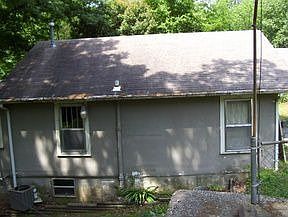 2nd image of 222 Pleasant Valley St
