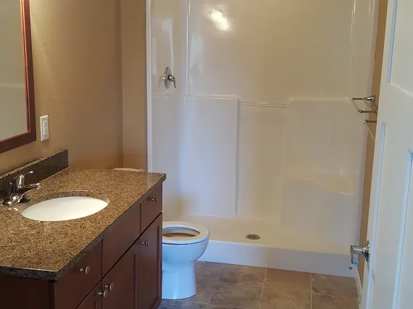 4247 Stebner Rd APT 4, Hermantown, MN 55811