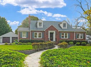 9107 Main St, Manassas, VA 20110