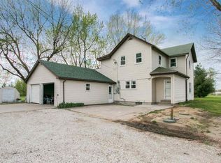1623 S Iowa Ave, Washington, IA 52353
