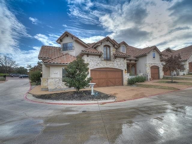 1st image of 201 Enclave Cir