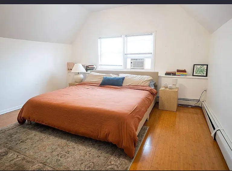 Decker Ave — Photo 5