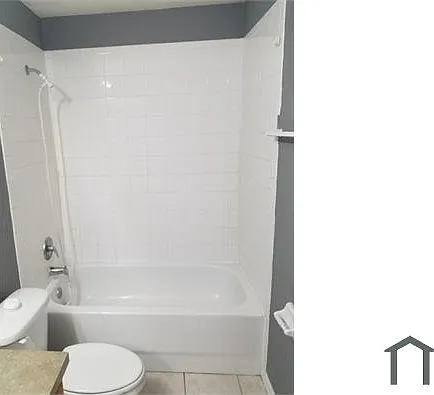 920 Eisenhower Blvd — Photo 5