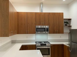 18261 Rayen St #A, Northridge, CA 91325