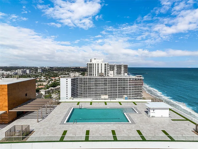 4020 Galt Ocean Dr #1801 — Photo 54
