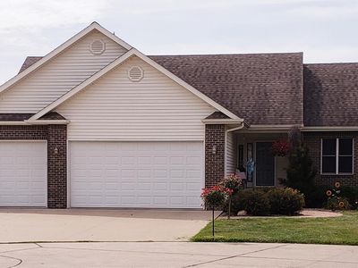 304 E Oak Cir, New Sharon, IA, 50207