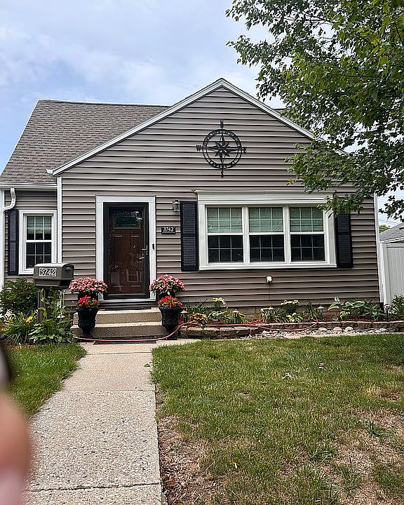 1st image of 3742 E Adams Ave