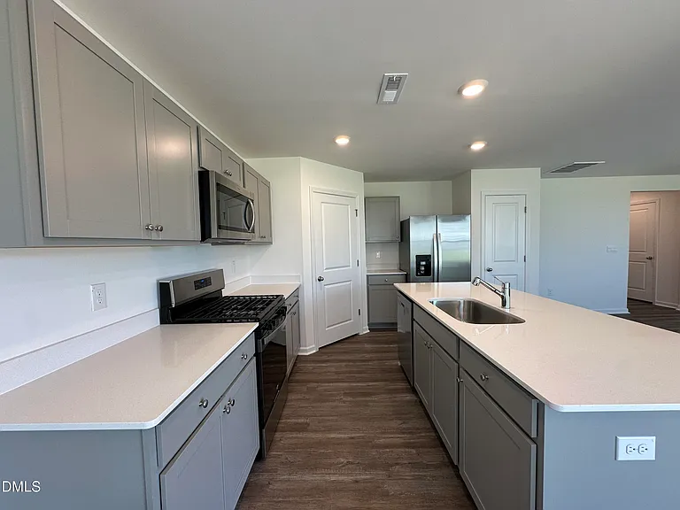 250 Bay Laurel Dr — Photo 10