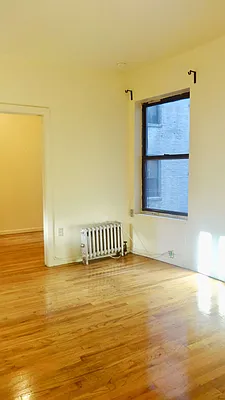 Rented by Grand & Co. | media 32