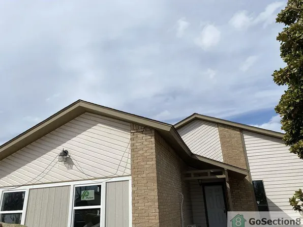 509 Williams Dr, Moore, OK 73160