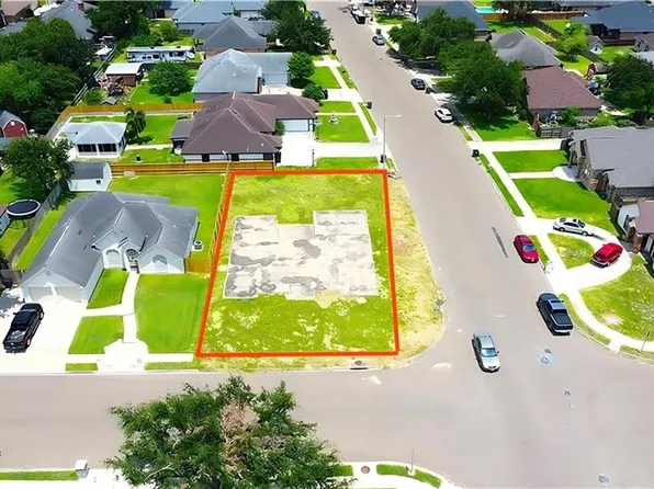 1300 Dons Dr, Mission, TX 78572