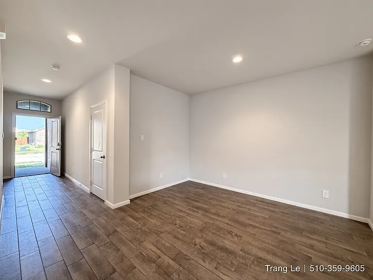 8636 Centerboard Ln — Photo 37