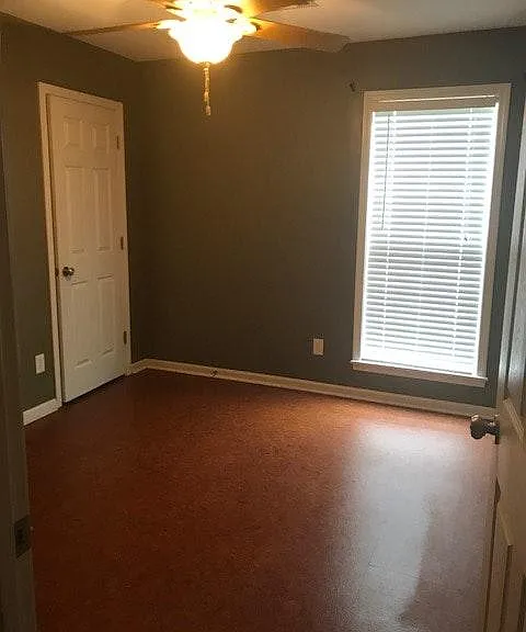 2512 Whitecliff Ln — Photo 14