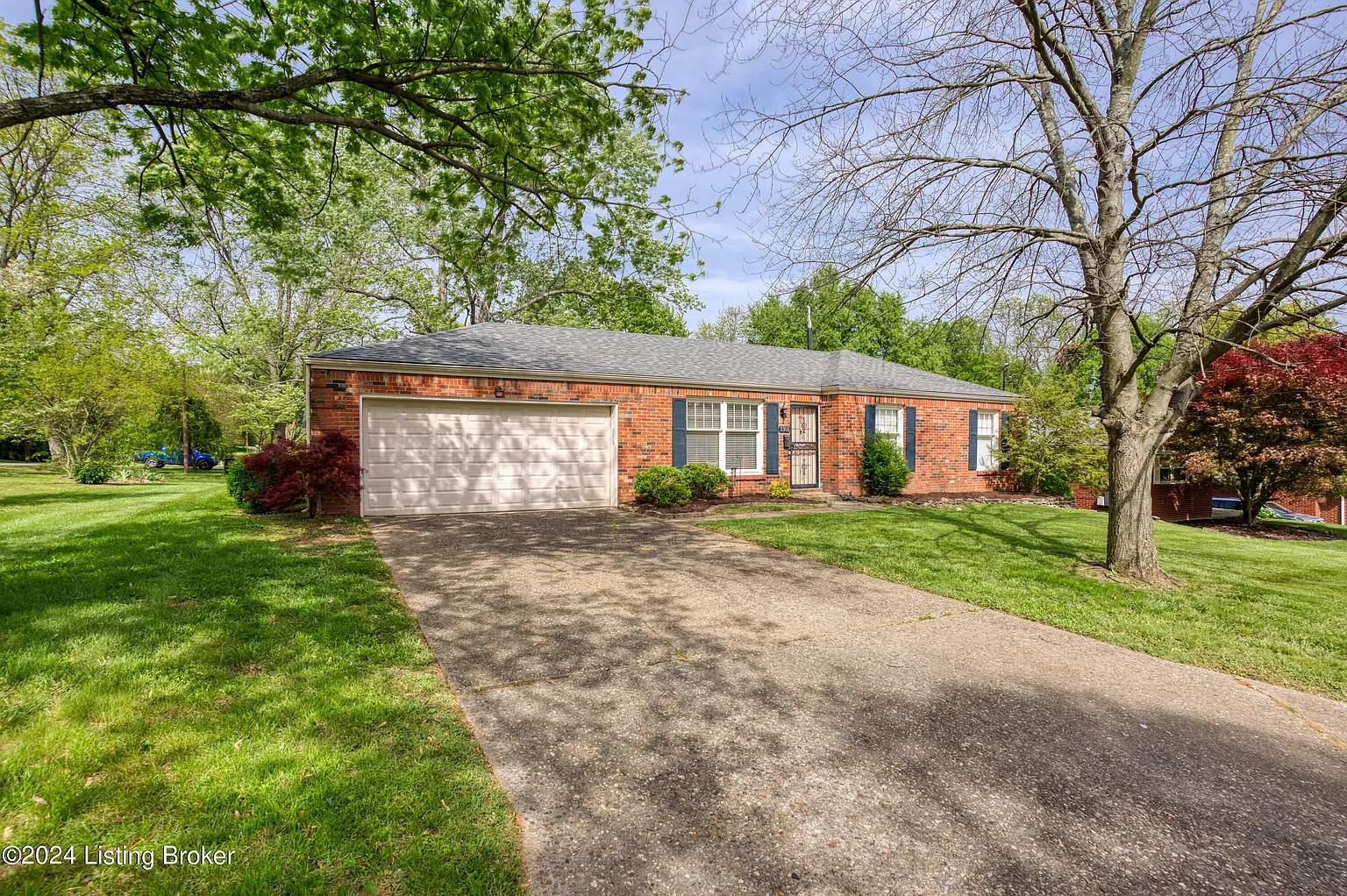 3301 Startan Ct photo 1