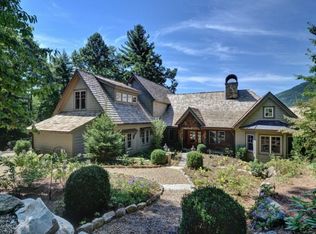 126 Forest Land Rd, Cashiers, NC 28717