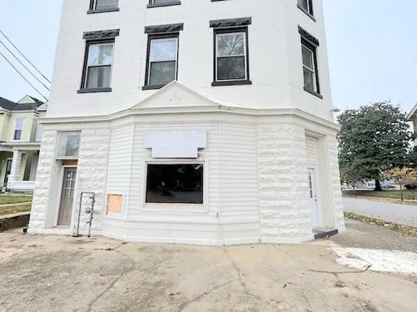 3000 S 3rd St, Louisville, KY 40208
