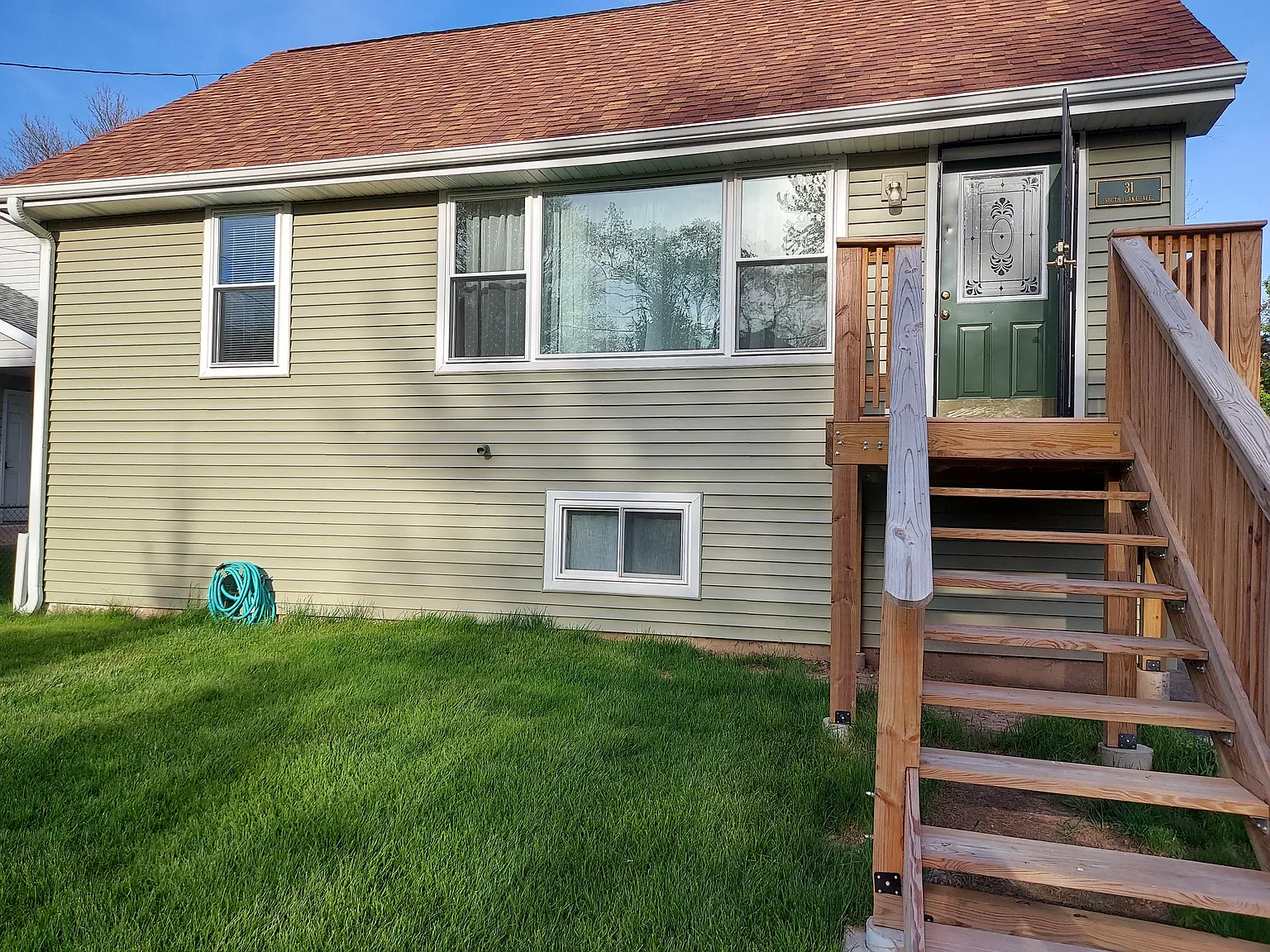 31 S Lake Ave — Photo 1