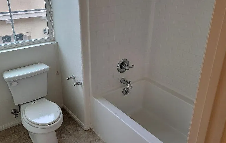 433 Castiano St — Photo 15