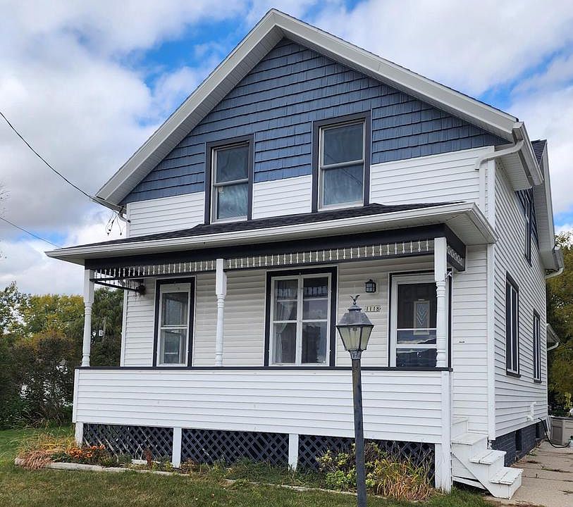 1st image of 1118 Center AVENUE