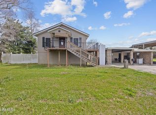 212 N Fernand St, Delcambre, LA 70528