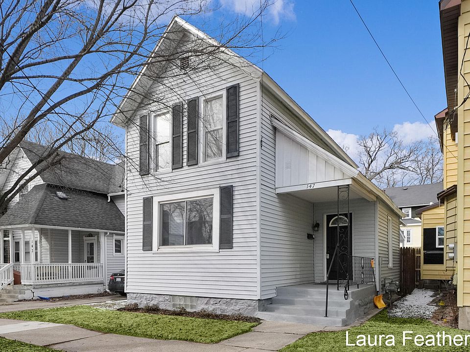 1st image of 147 Page St NE