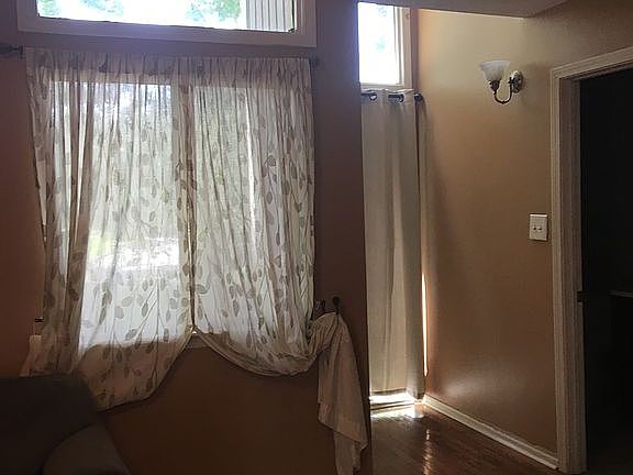 Living Room - new paint