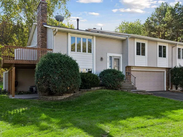 10348 Yorktown Ln N, Maple Grove, MN 55369