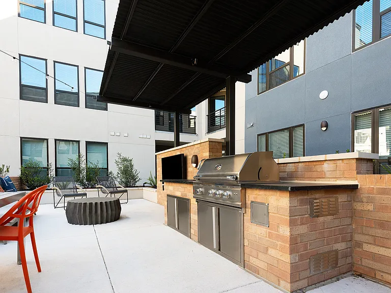 Tin Top Flats at the Creamery — Photo 34