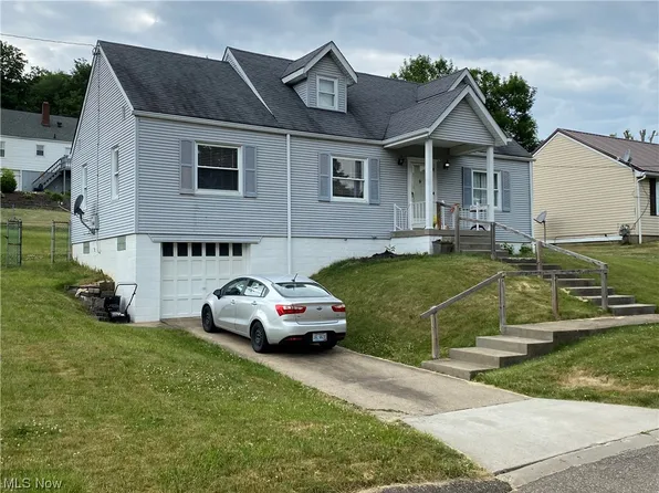 125 Beechwood Dr, Wintersville, OH 43953