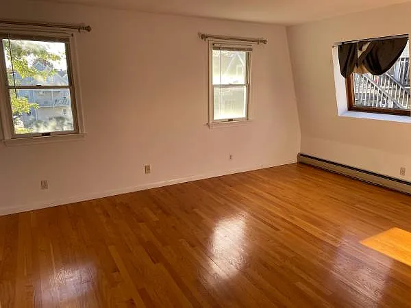 28 Dimick St #2 — Photo 5