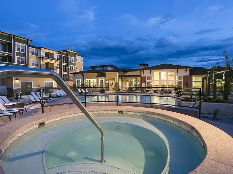HiLine at Littleton Commons — Photo 12