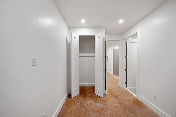 Rented by Skyhigh Realty NYC LLC | media 6