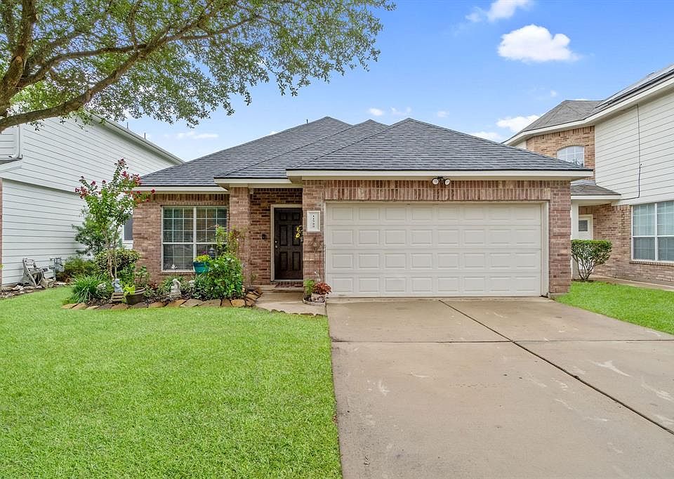 1st image of 11722 Pinemeade Ln