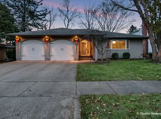 1520 Ridgewood Ave SE, East Grand Rapids, MI