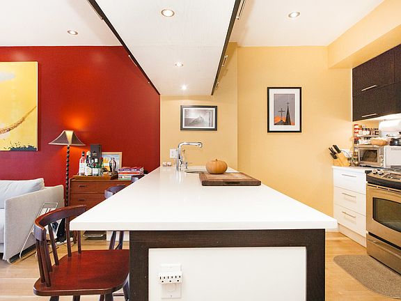 5th image of 662 Bergen St APT 2A