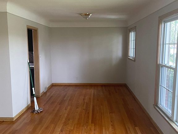 2nd image of 22170 Avon Ave