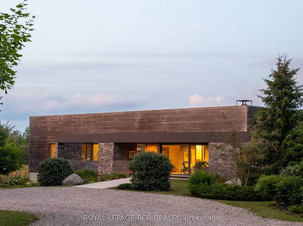 5211 10th Line, Erin, ON N0B 1T0