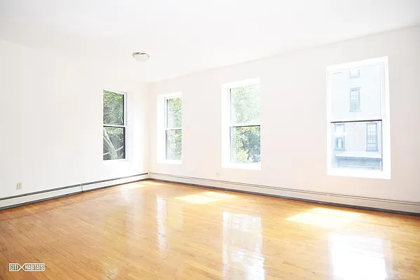 Rented by Citi Habitats | media 10