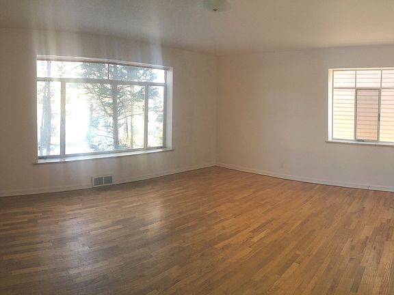 2nd image of 640 Arapahoe Ave APT 1