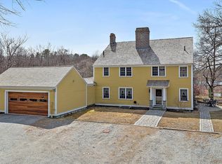 240 Dudley Rd, Bedford, MA 01730