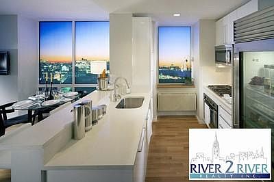 4th image of 635 W 42nd St APT 39B