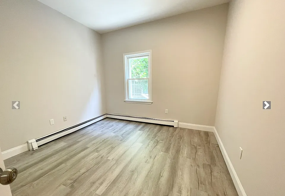 4 bed, 9999 sqft, $6,600 — Photo 2