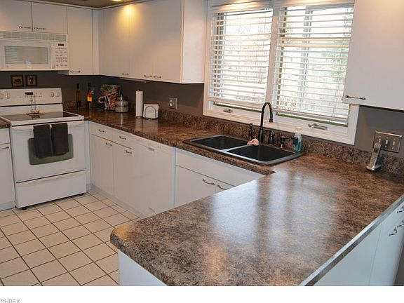 5th image of 9243 Terrace Park Dr