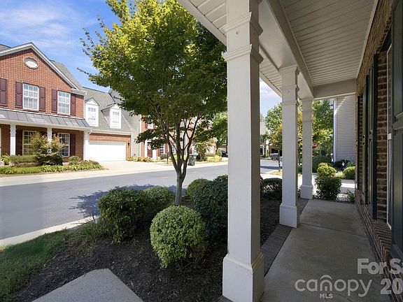 3rd image of 6208 Metter St