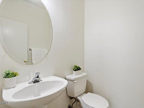5th image of 16236 W IRONWOOD Street
