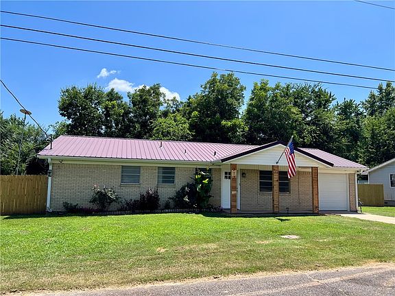 2nd image of 217 Cloos Circle Dr